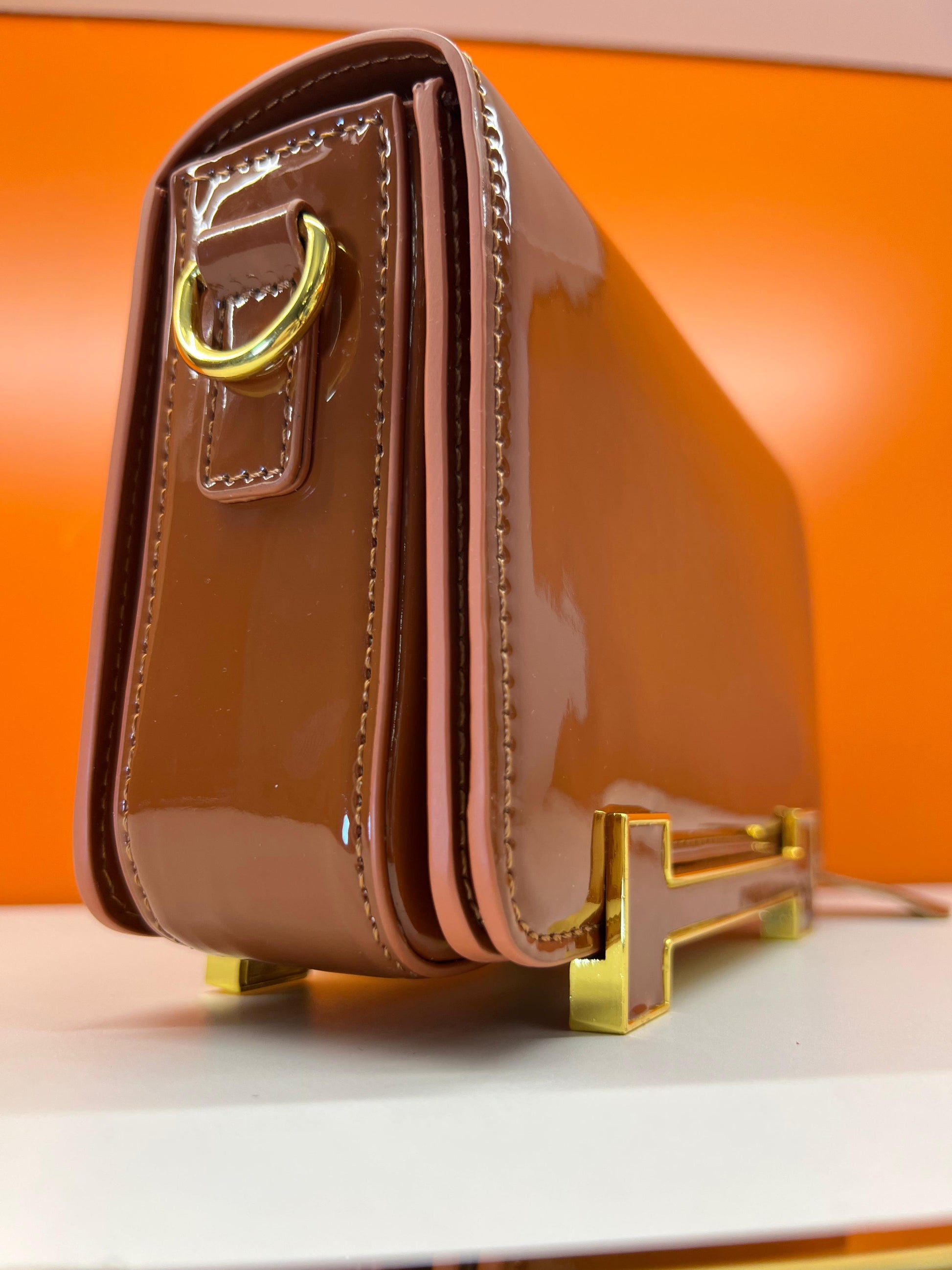 Hermes Small Wallet Crossbody With Strap Shiny Brown