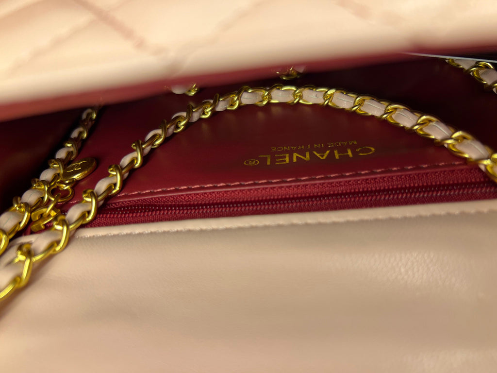 Chanel Pink Mini Matelasse Lambskin Single Leather Chain Heart Charm Flap Bag