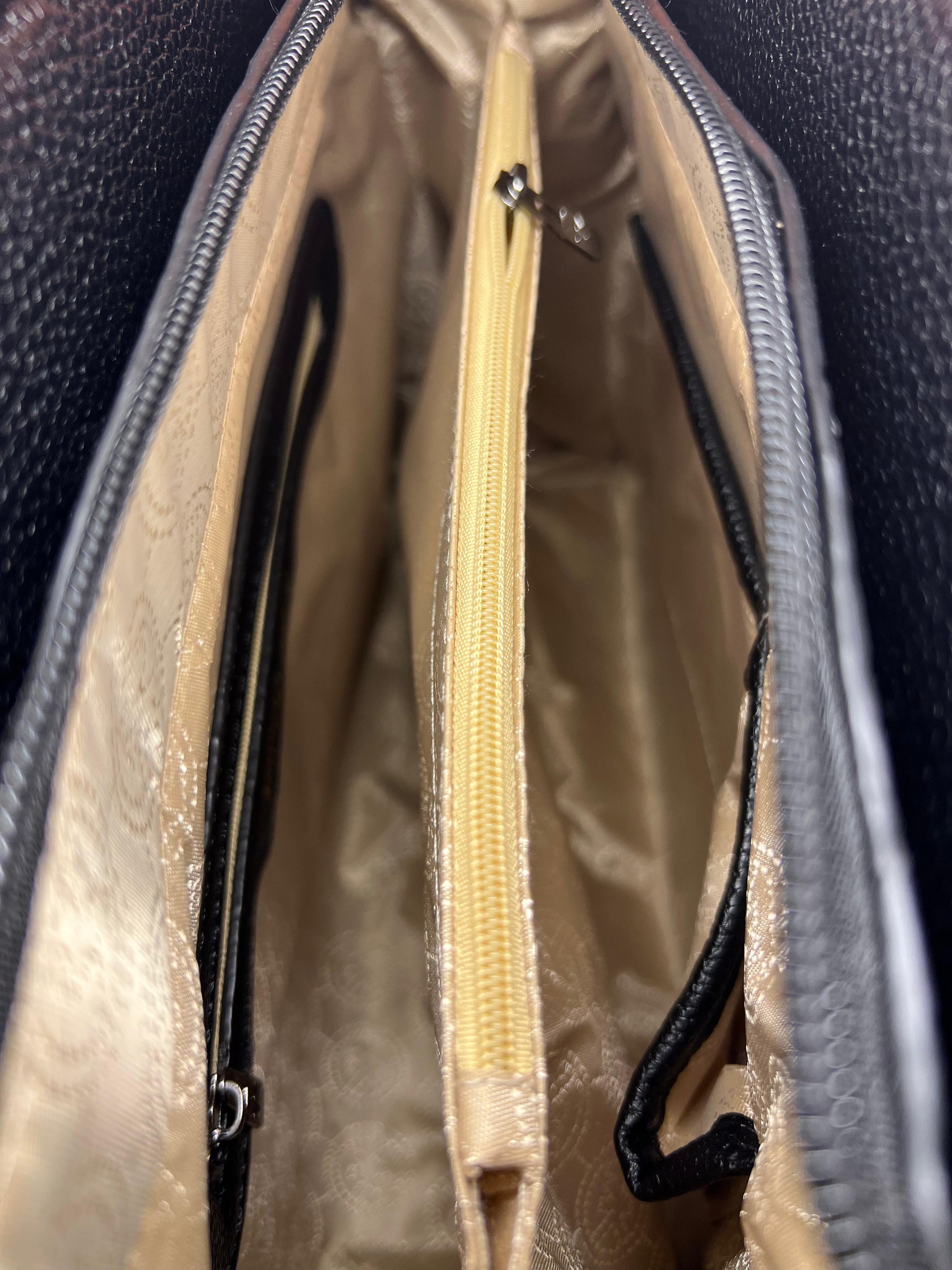 Michael Korse Shoulder & Crossbody Bag With Strap Leather Material