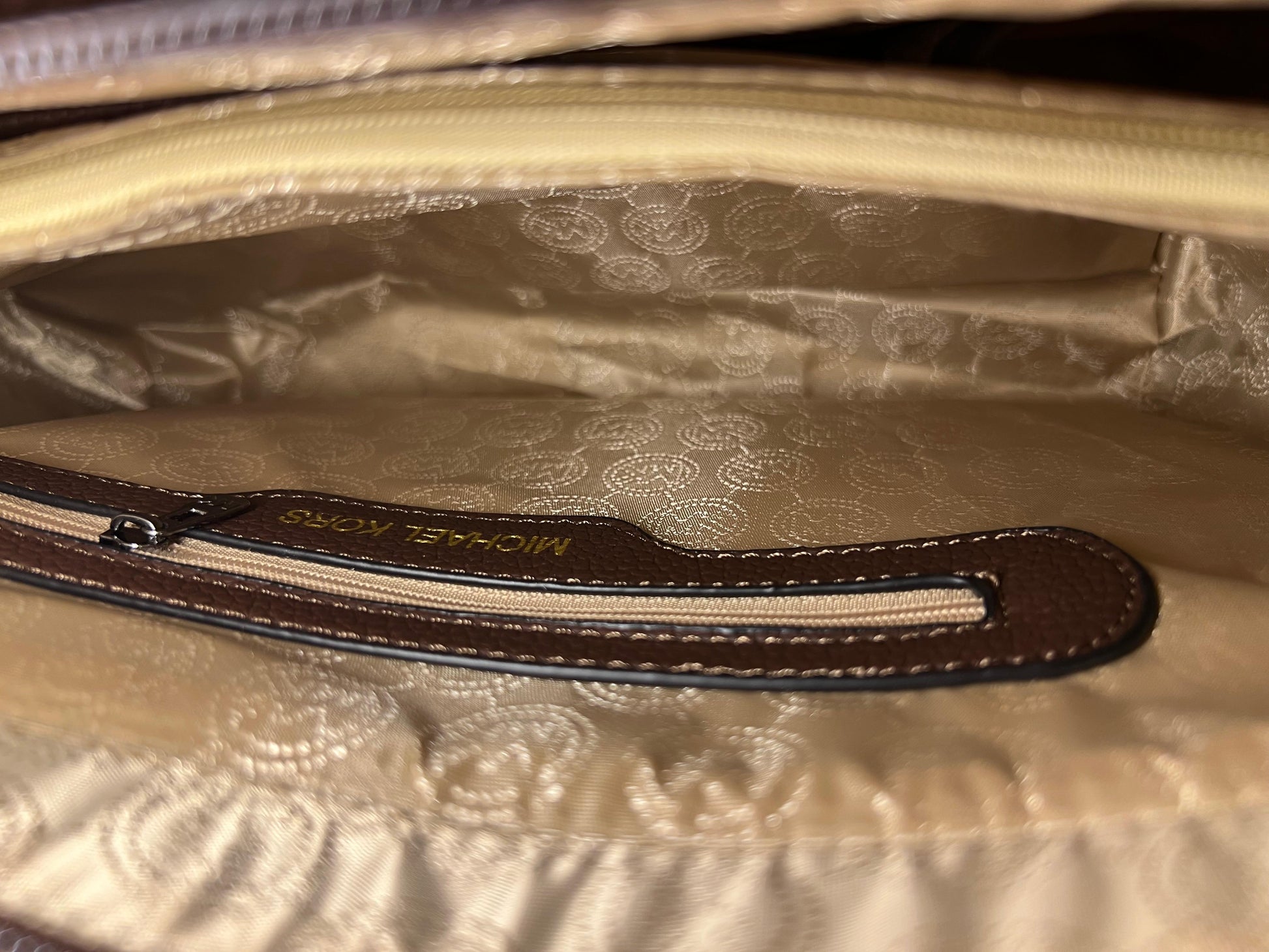 Michael Korse Shoulder & Crossbody Bag Medium Size