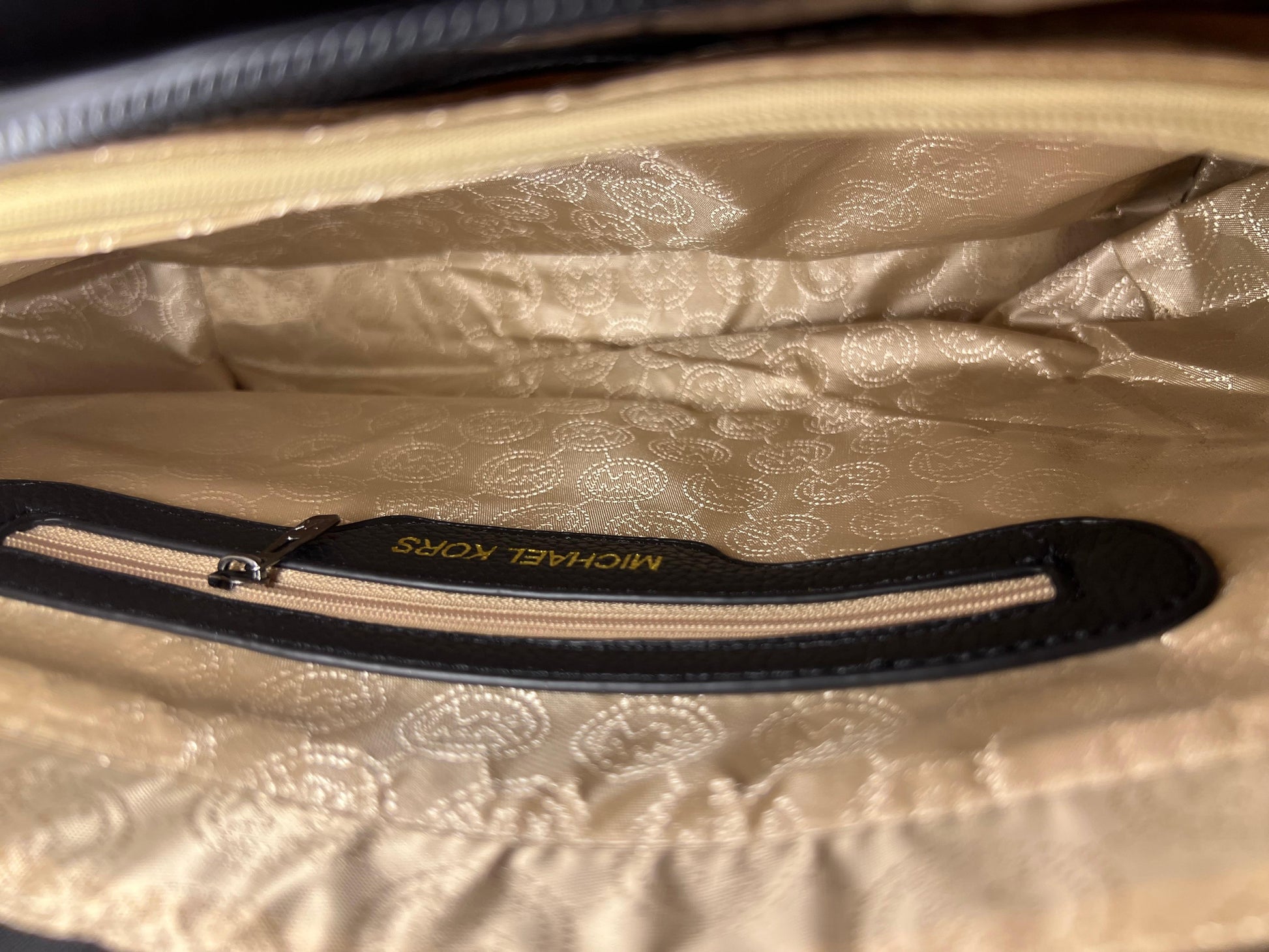Michael Korse Shoulder & Crossbody Bag Medium Size