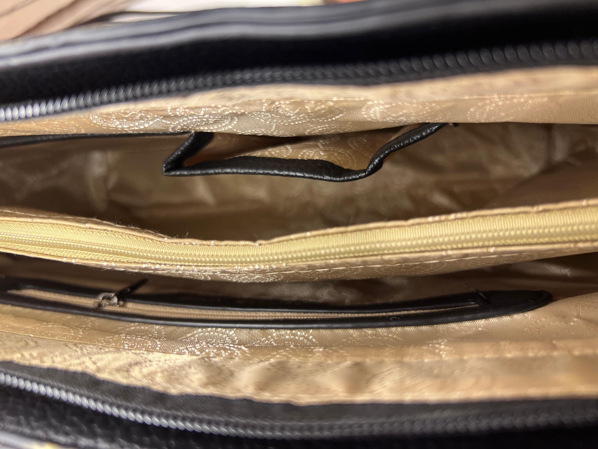 Michael Korse Shoulder & Crossbody Bag Medium Size