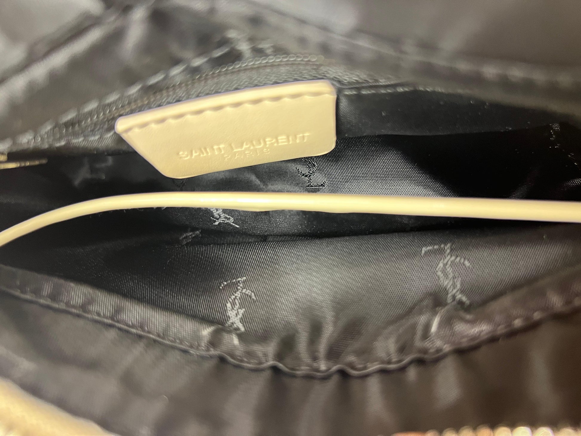 Saint Laurent YSL Small Chain Bag Shiny White